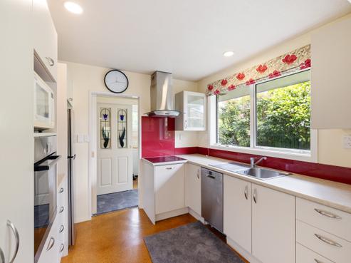 1/144A Fisher Avenue, Beckenham