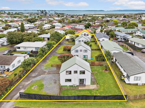 26 Barneys Farm Road, Clendon Park