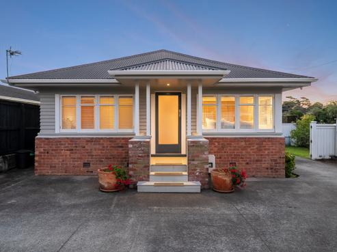 103 Lake Road, Belmont