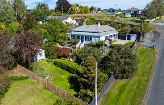 8 Campbelton Street, Lawrence