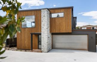 38 Hunter Crescent, Wanaka