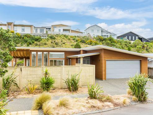 14 Tea Tree Lane, Woodridge