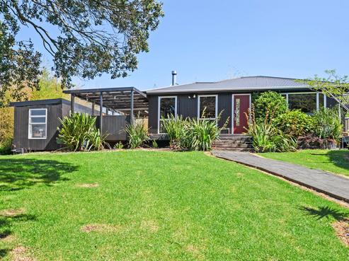 77 Portland Road, Portland