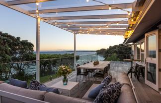 899 Whangaparaoa Road, Manly