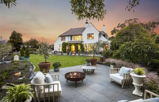 365 Stuart Street, Roslyn