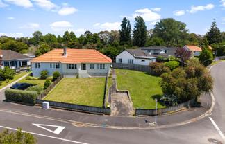 45 Plunket Terrace, Hamilton East