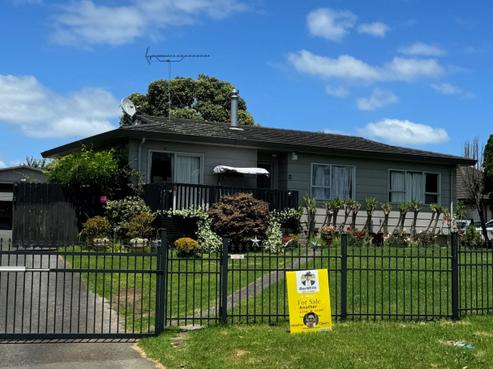 22 Challen Close, Conifer Grove