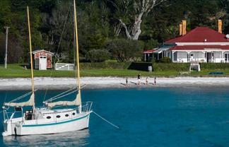 40 Rothschild Terrace, Waiheke Island