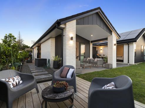 1 Rongoa Maori Way, Pukekohe