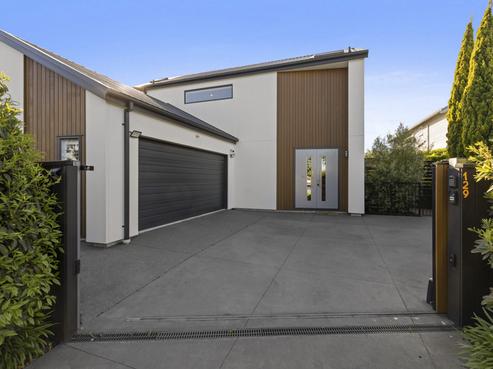 129 Saint Albans Street, Saint Albans