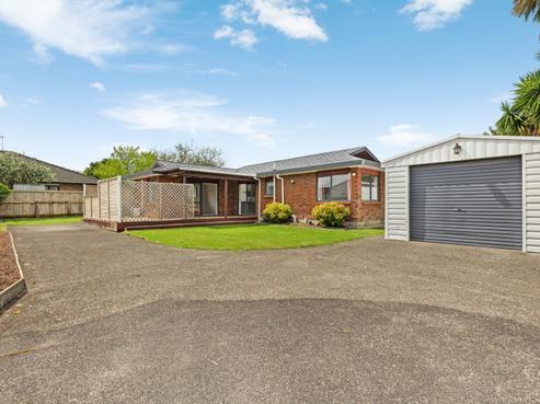 2/49 Shirley Avenue, Papakura