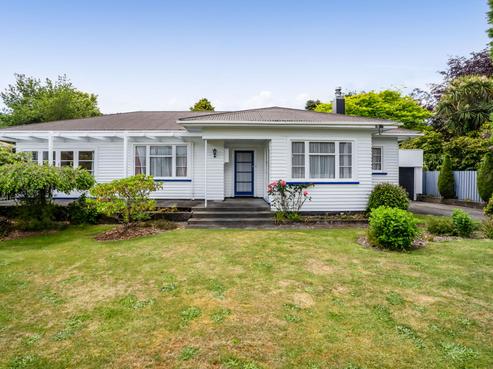 33 James Street, Inglewood