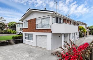 1/59 Glenmore Road, Sunnyhills