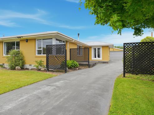 83 Englefield Road, Northwood