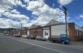 Large Central City Warehouse For lease