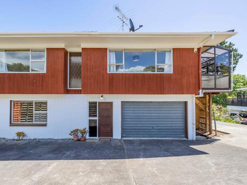 12A Bel Air Drive, Hillsborough