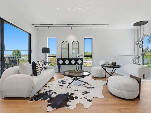 7C Cruickshank Crescent, Meadowbank