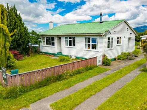 12 Grey Street, Motueka