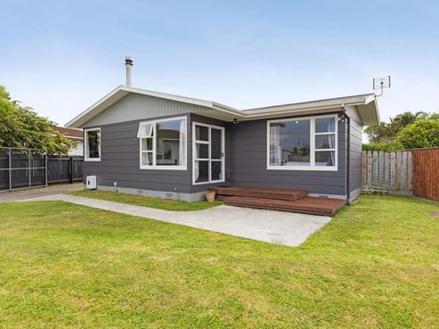 49 Kimberley Grove, Westbrook
