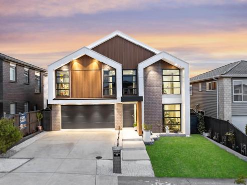19 Tinaku Road, Flat Bush