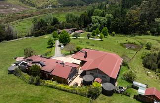 105 Paranui Road, TAIPA