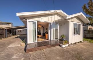 14 Coates Street, Westport