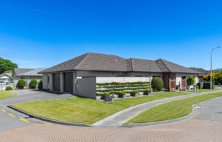 17 Magnolia Drive, Springlands
