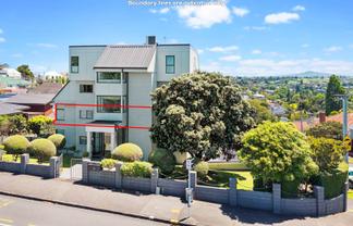 2/662 Remuera Road, Remuera