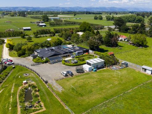 359 Newbury Line, Bunnythorpe