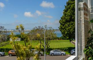 6/22 Cliff Road, Tauranga Central