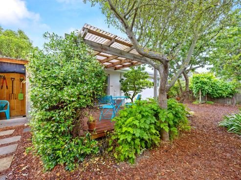 7B Kawau Crescent, Bromley