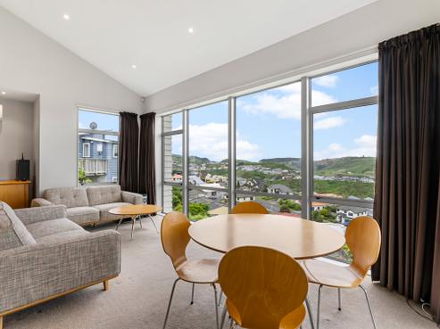 65 Erlestoke Crescent, Churton Park