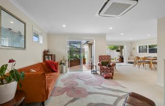 48 Wallace Place, Westown