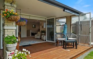 48 Wallace Place, Westown