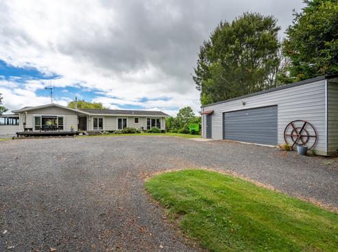 1986 Kakaramea Road, Ngahinapouri