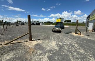 Prime Location, High Exposure