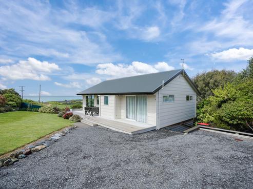 9 Evelyn Street, Riverton