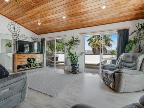 6A Saint James Avenue, Helensville
