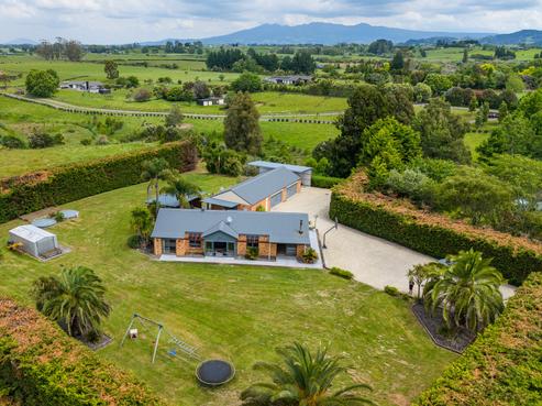 11C Higginson Road, Ngahinapouri