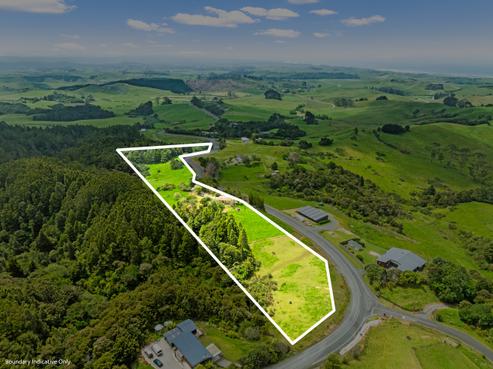 142 Massey Road, Waipu