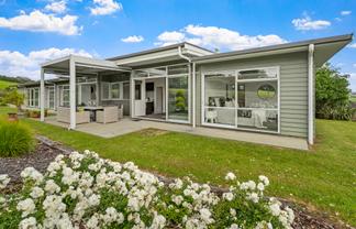 23 Tamahunga Drive, Matakana