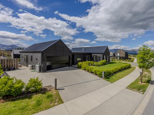 10 Gladbrook Street, Wanaka