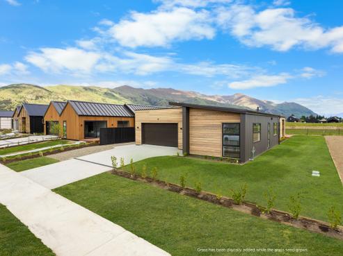 17 Packer Road, Wanaka