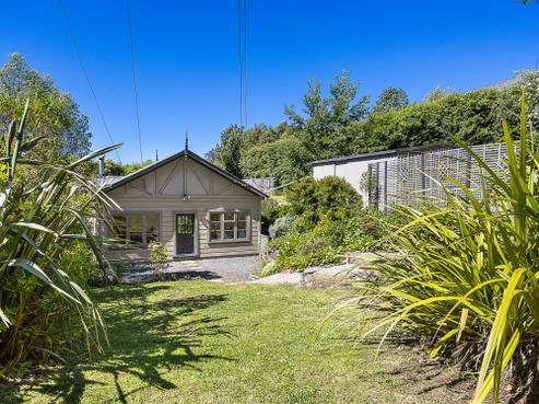 18 Ellesmere Street, Ravensbourne