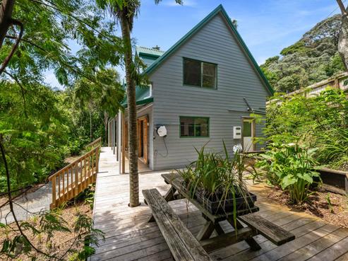 309A Motutara Road, Muriwai