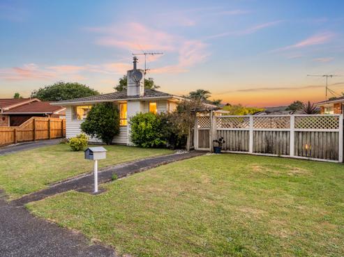 20 Haylock Grove, Totara Park
