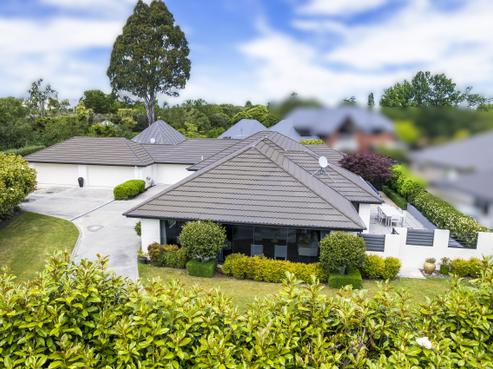 19 Regents Park Drive, Casebrook