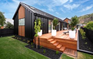 59 Main Road, Redcliffs