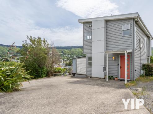 35 Tawa Terrace, Tawa