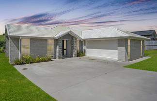 5 Awa Avenue, Helensville